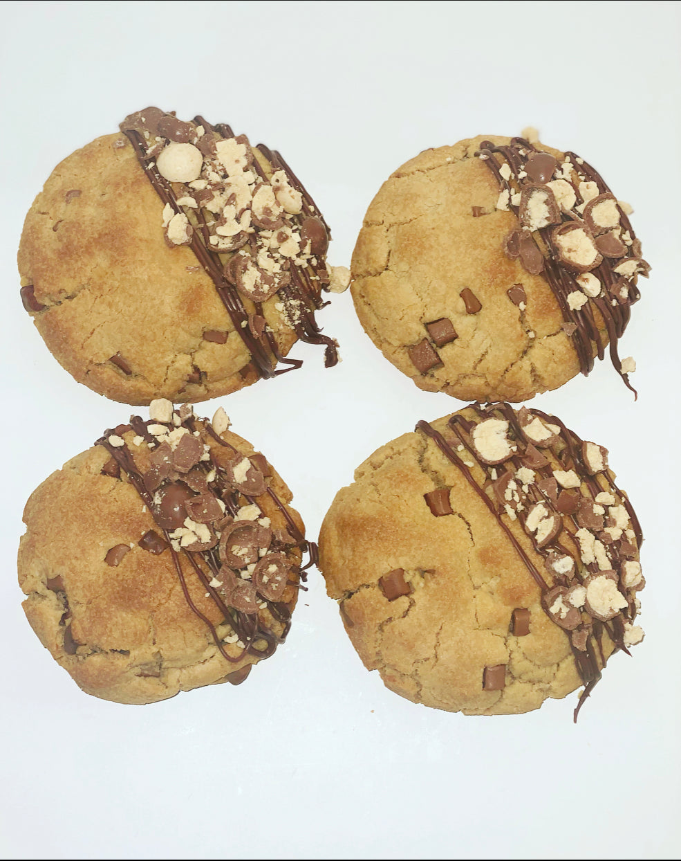 Malteser Stuffed Cookies
